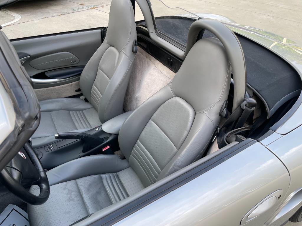 2001 Porsche Boxster S photo 6