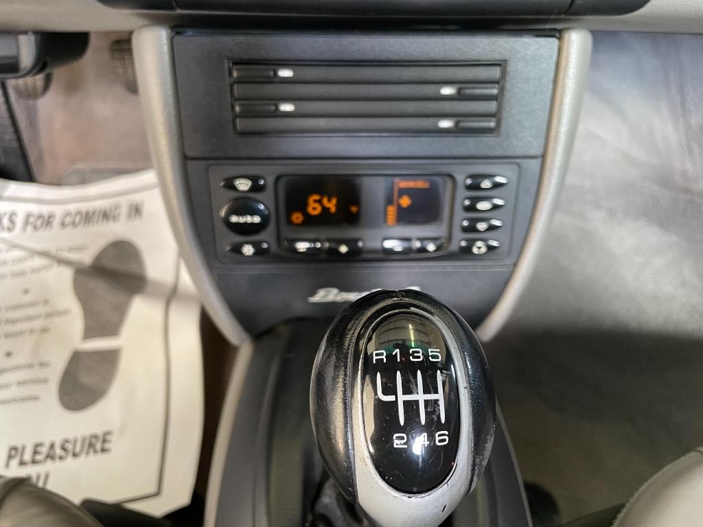 2001 Porsche Boxster S photo 24