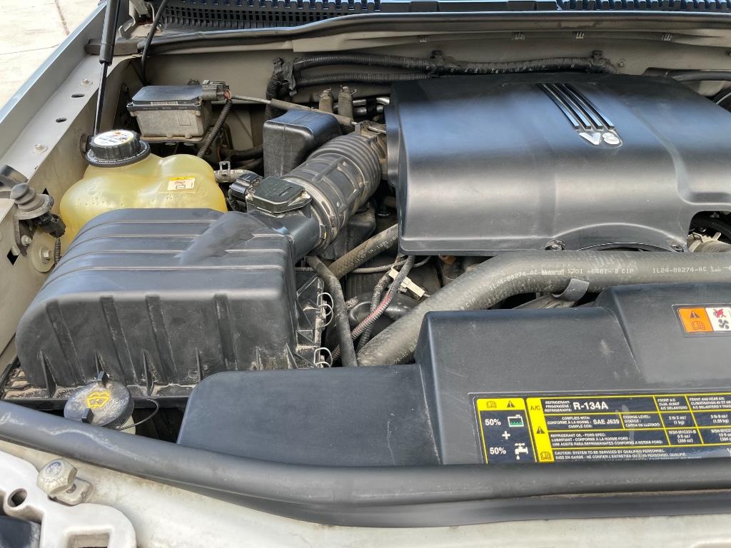 2002 Mercury Mountaineer photo 32