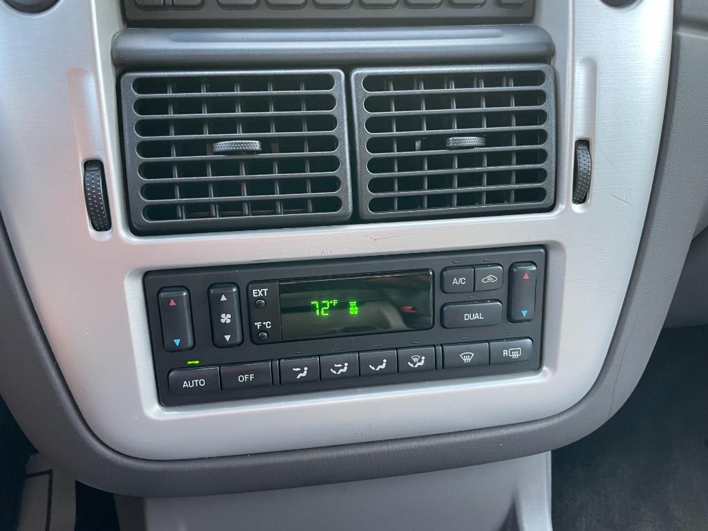 2002 Mercury Mountaineer photo 17