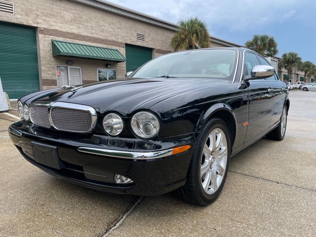 2004 Jaguar XJ Series Vanden Plas