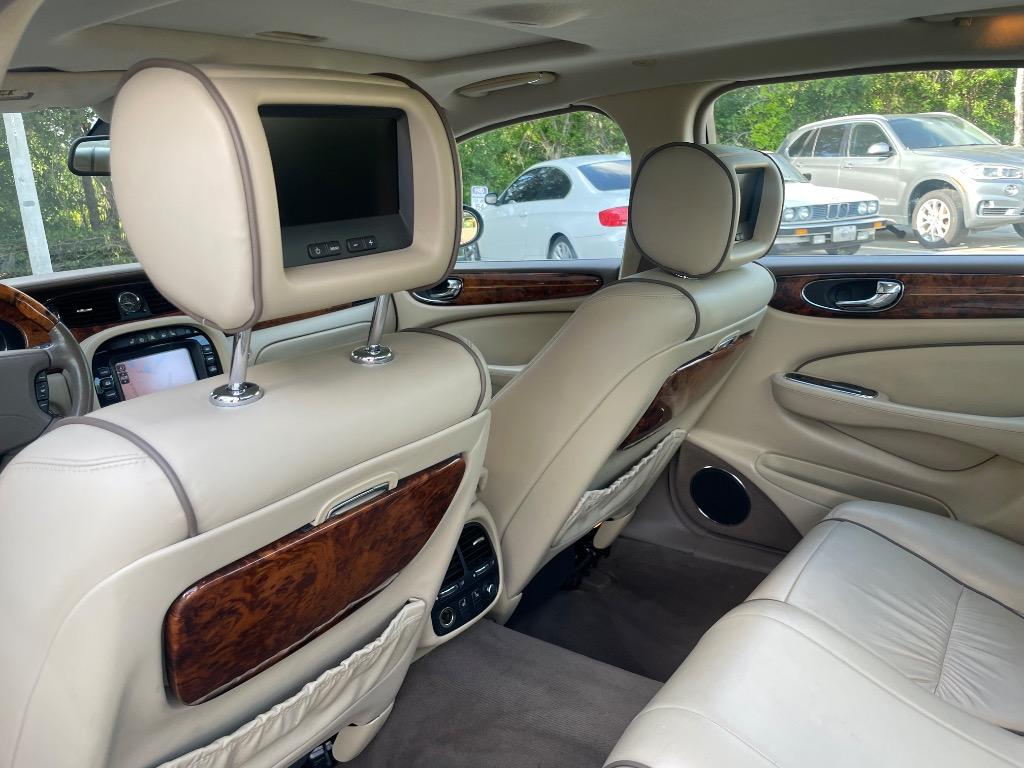 2007 Jaguar XJ Series Vanden Plas - Photo 24