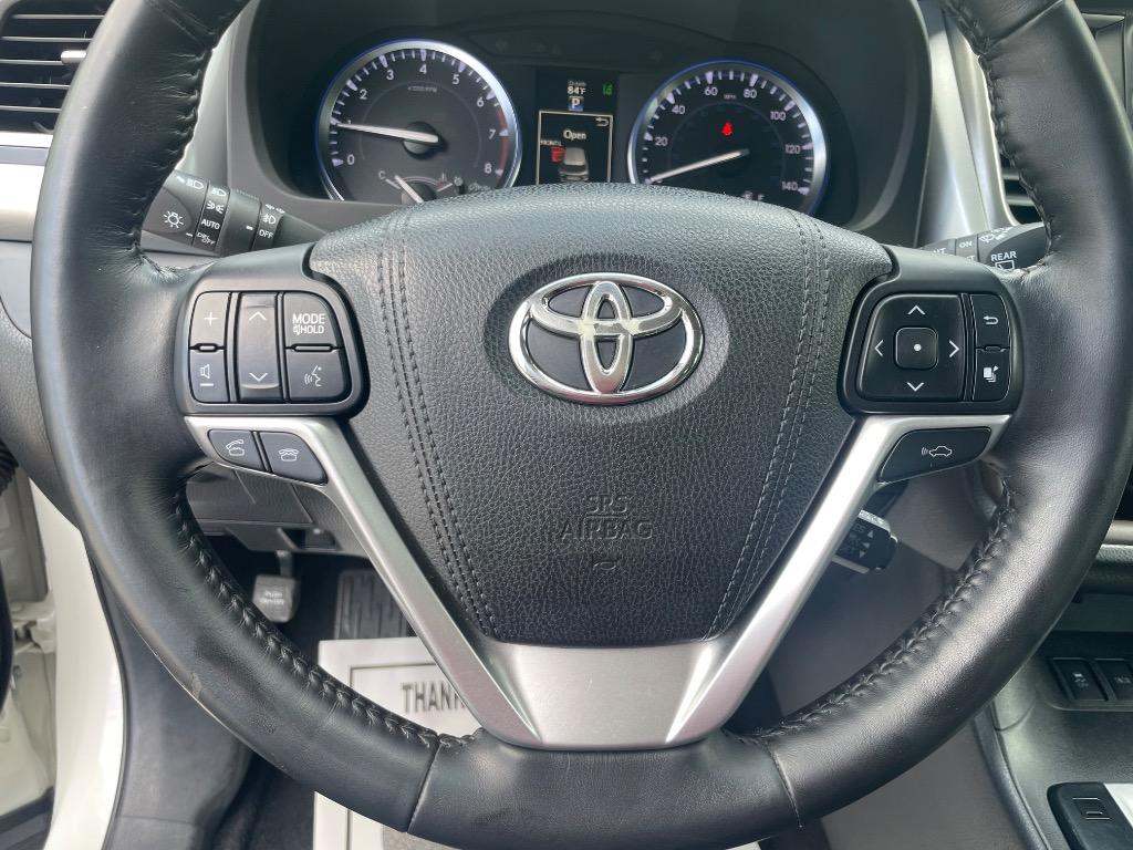 2015 Toyota Highlander Limited - Photo 23