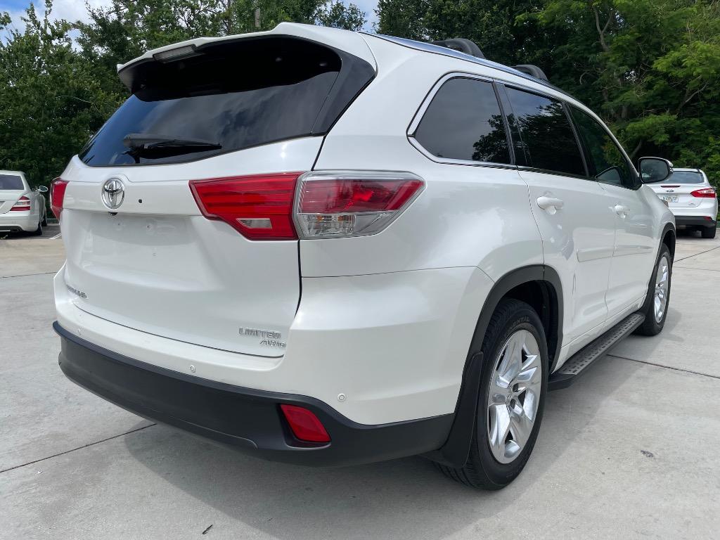2015 Toyota Highlander Limited - Photo 8