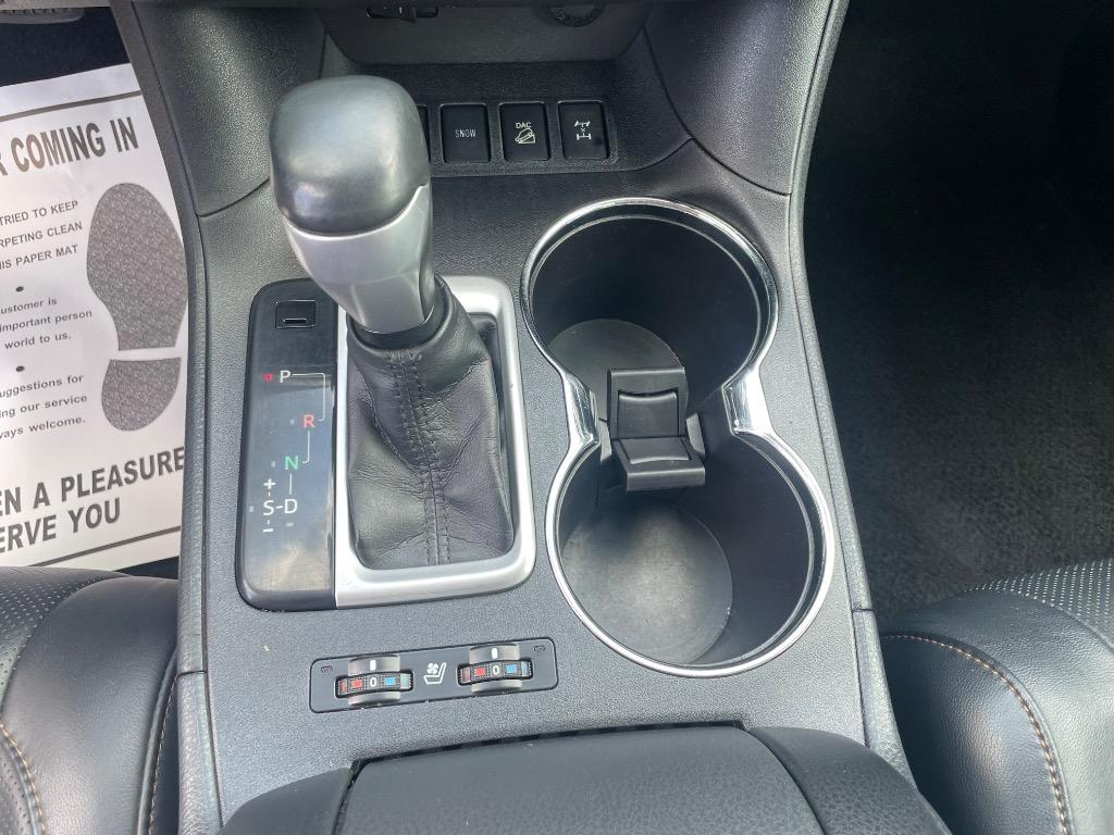 2015 Toyota Highlander Limited - Photo 16
