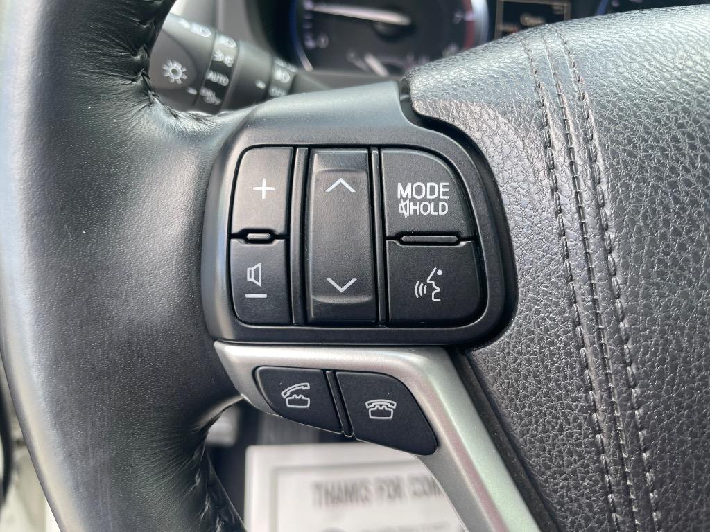 2015 Toyota Highlander Limited - Photo 24