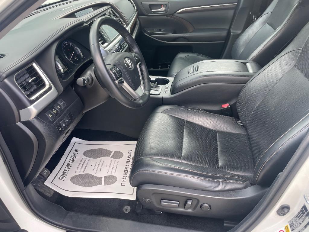 2015 Toyota Highlander Limited - Photo 12