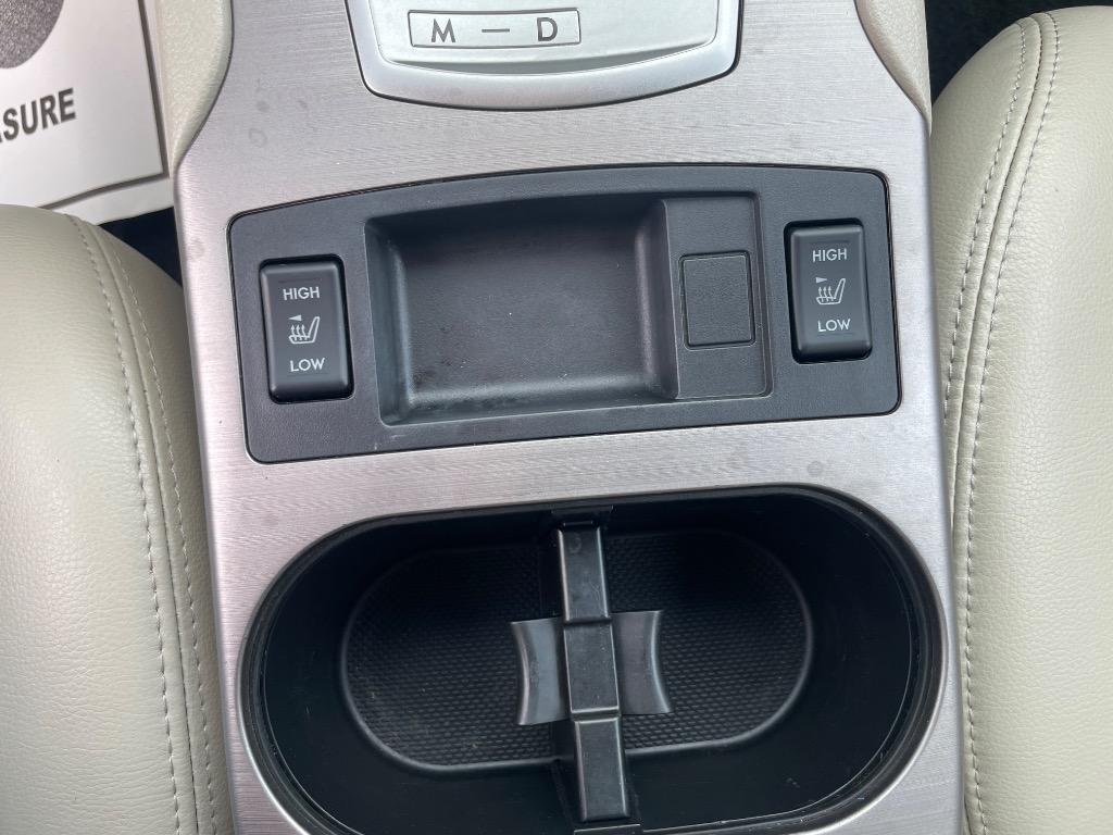 2014 Subaru Outback Limited - Photo 15