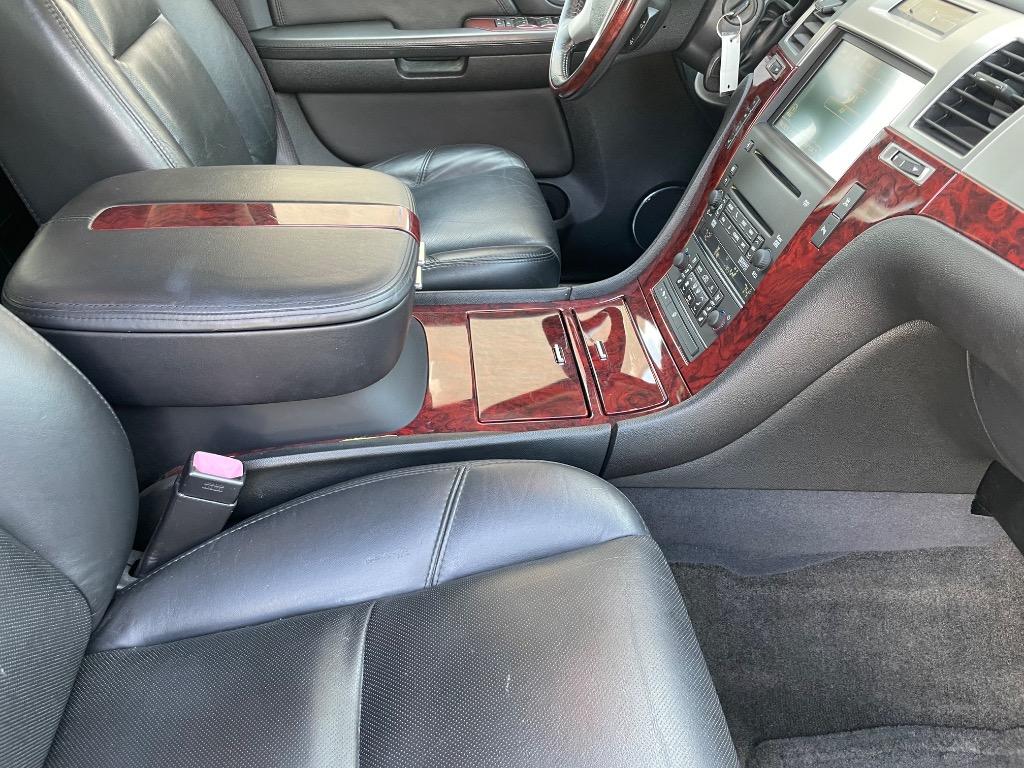 2007 Cadillac Escalade Base - Photo 30