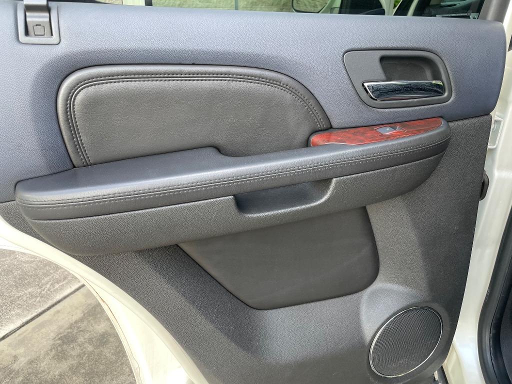 2007 Cadillac Escalade Base - Photo 21