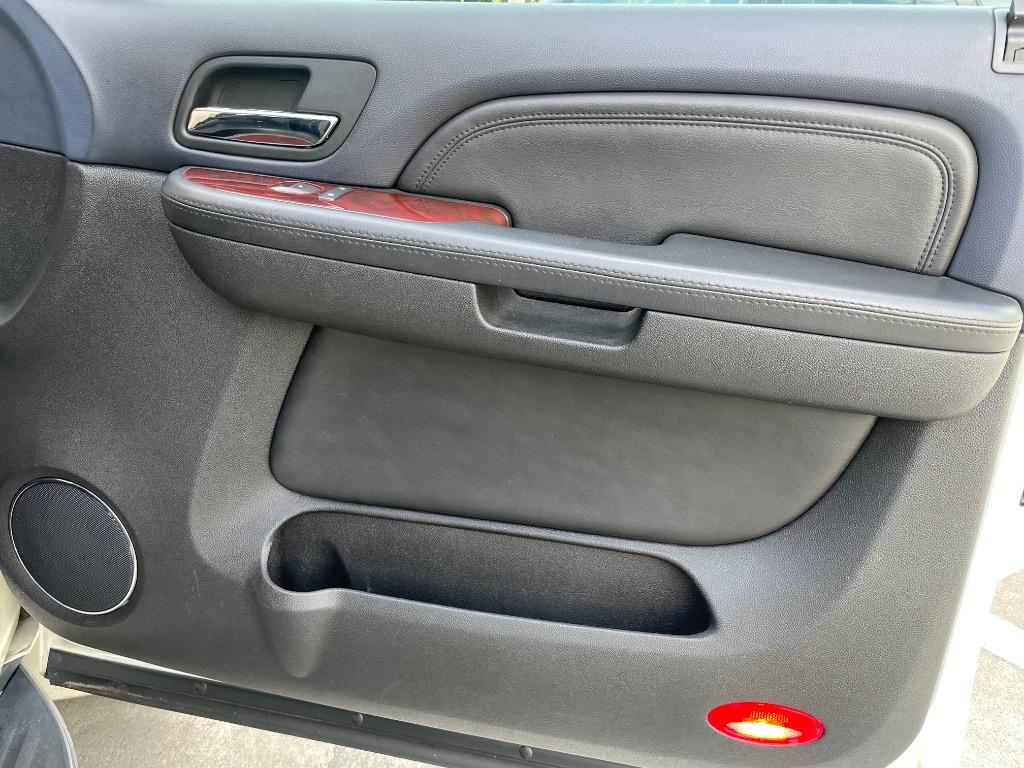 2007 Cadillac Escalade Base - Photo 28