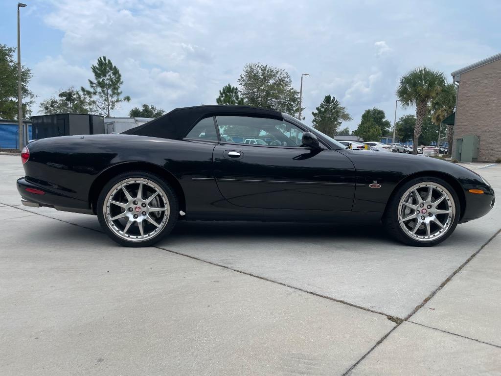 2002 Jaguar XK Series XKR Convertible - Photo 9